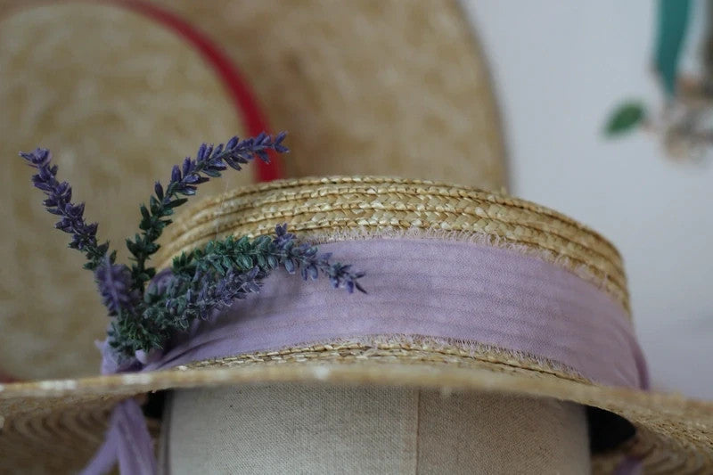 Mia straw hat with lavender bouquet
